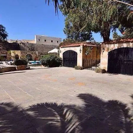 Leone * Żebbuġ